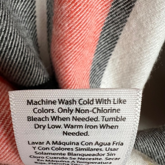 Wonder Nation Boy's Plaid Button Down Hoodie - Picture 7 of 7